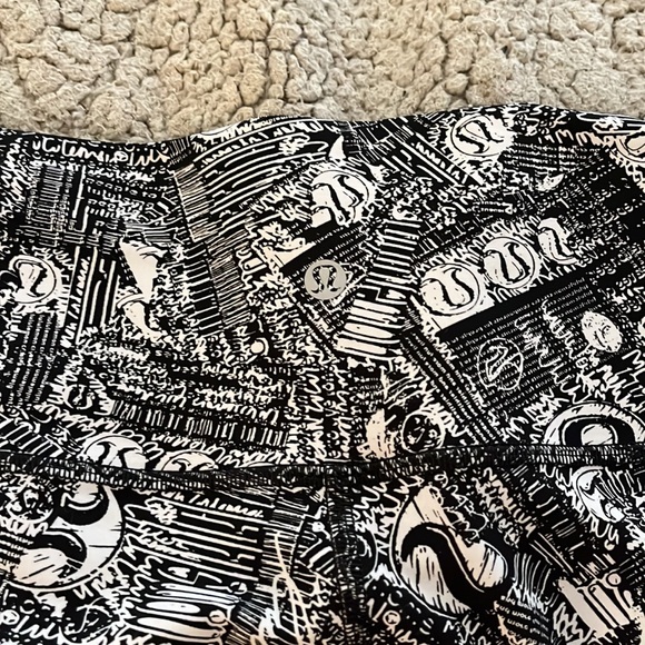 Lululemon Wunder Trains 25 - Picture 4 of 5